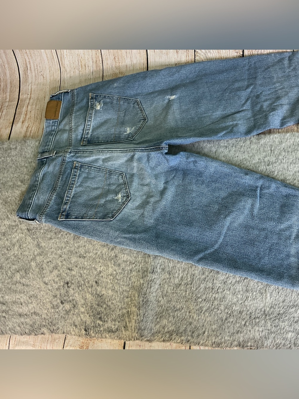 American Eagle Outfitters Light Blue Distressed Mom Jeans Size 2 Long - Picture 7 of 16